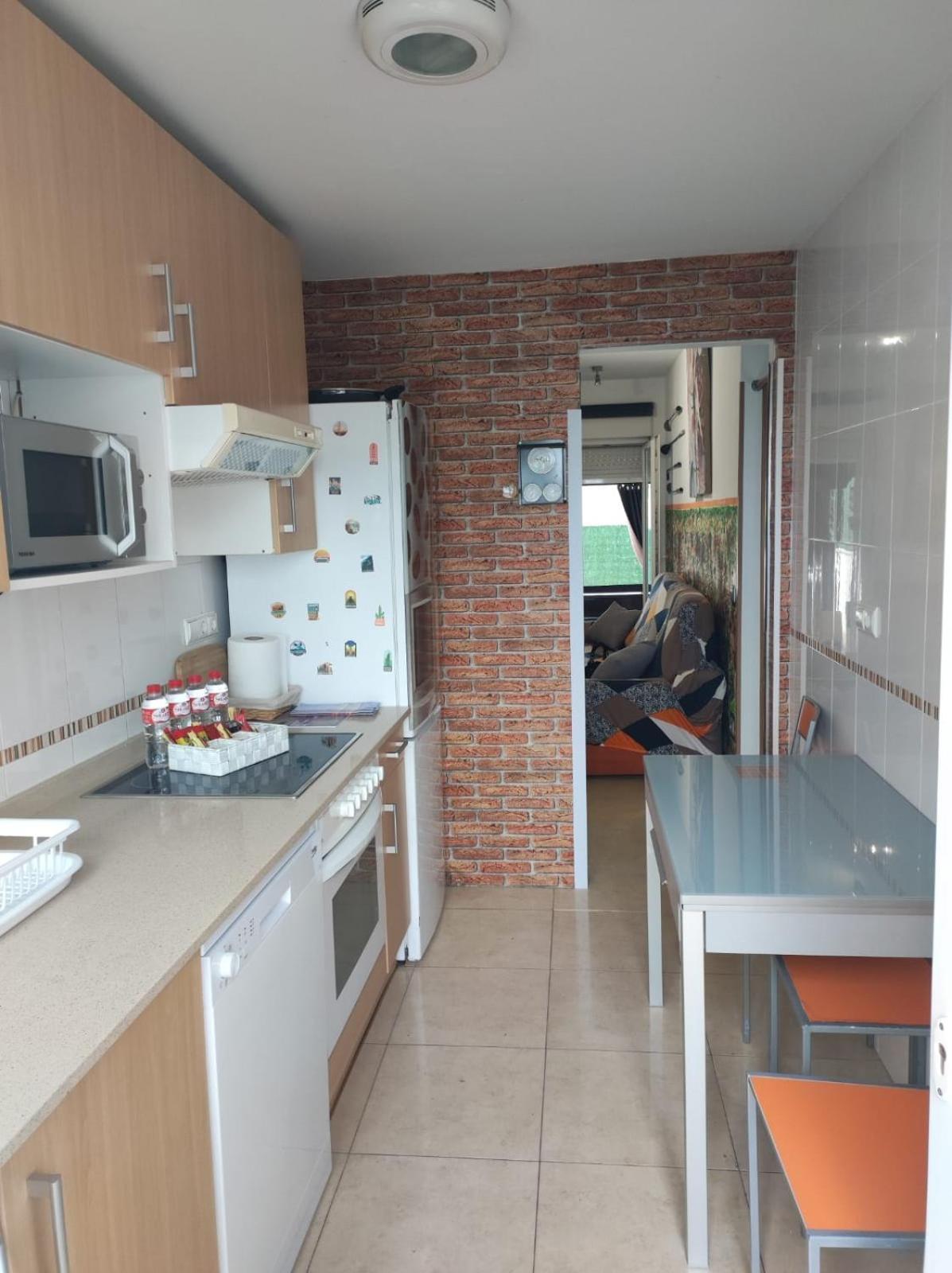Chalet Bajo Con Jardin, Patio, Cenador Y Barbacoa. Viveda ภายนอก รูปภาพ